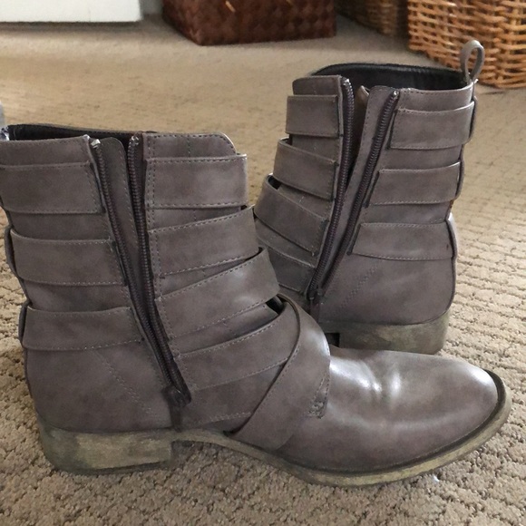 Booties - Picture 5 of 7